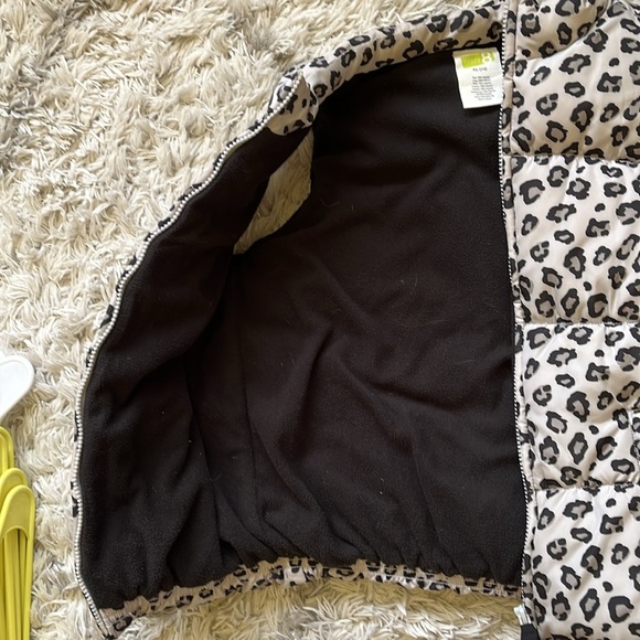 Puffy vest - Picture 4 of 6